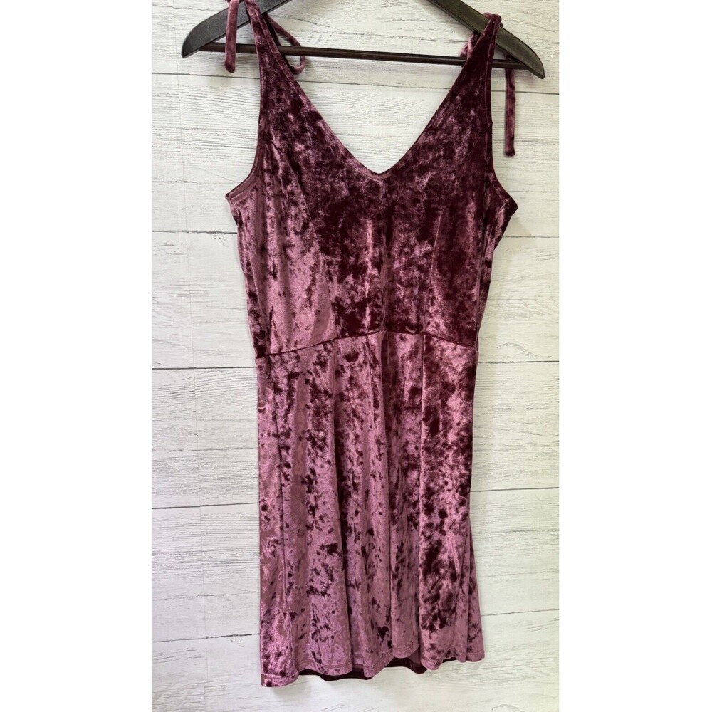 LA Hearts Dress Pink Crushed Velvet XS Tie Straps V-neck Mini Fit & Flare - Picture 2 of 8